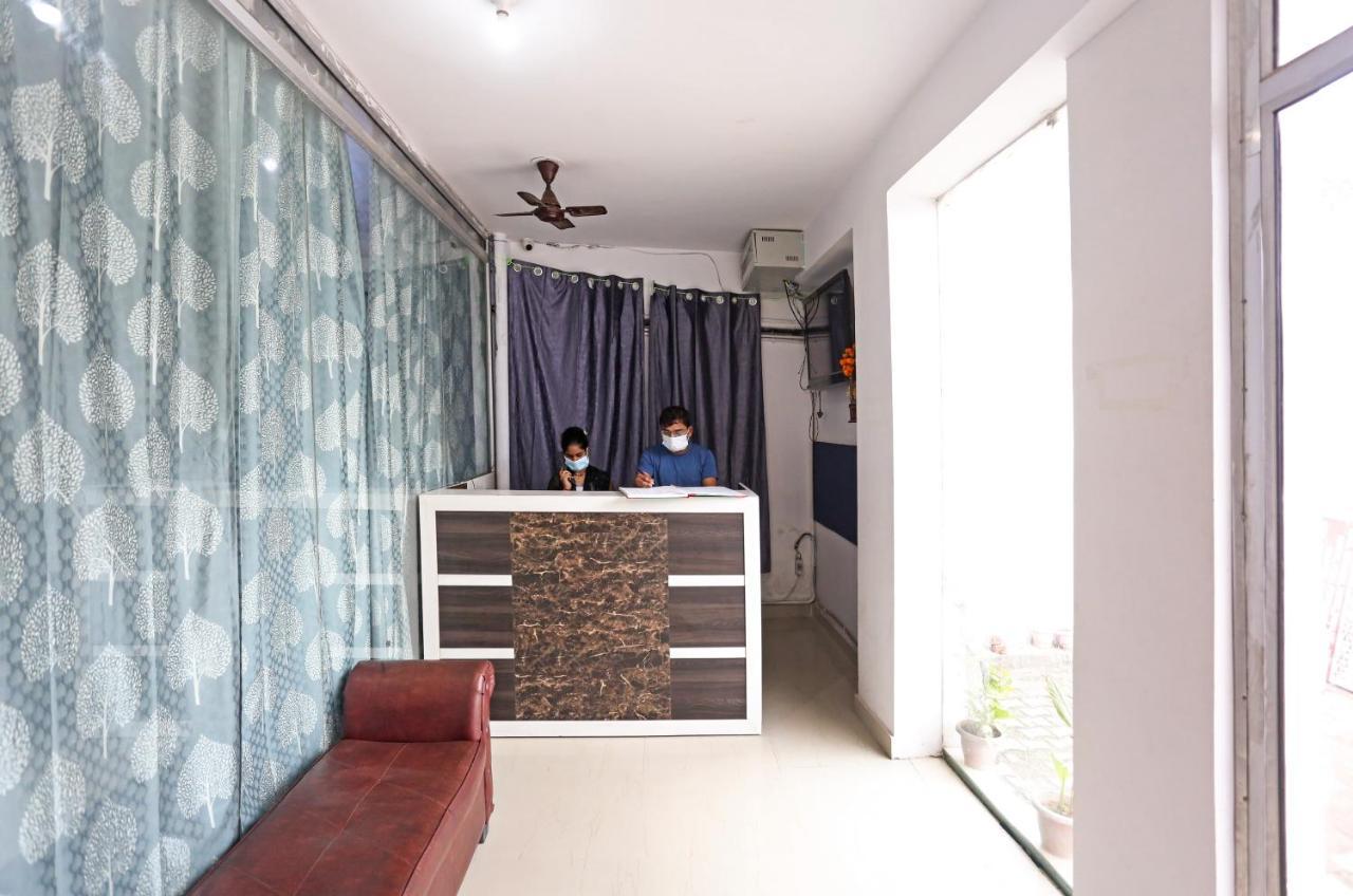 Aero Home Stay- Bed & Breakfast Neu-Delhi Exterior foto